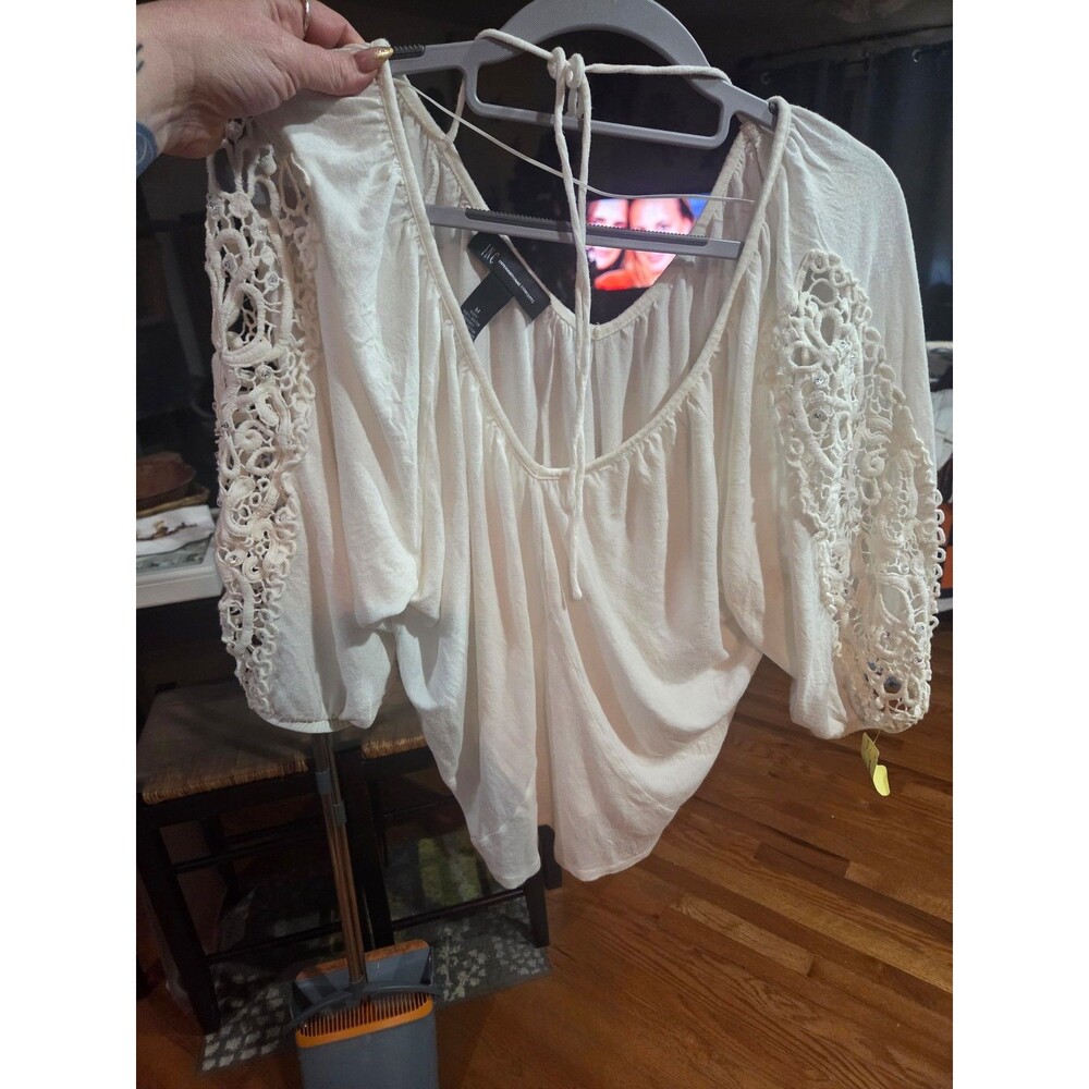 Lace Jeweled Sleeve Top